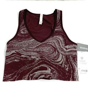 ATHLETA NWT seamless shine crop rib tank size medium Women’s